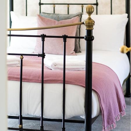Thrums Cottage เคียร์รีเมอร์ ภายนอก รูปภาพ
